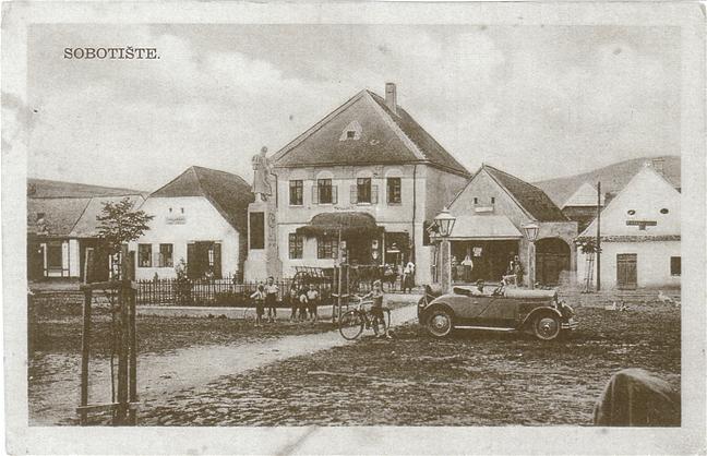 Sobotište námestie - historická fotografia