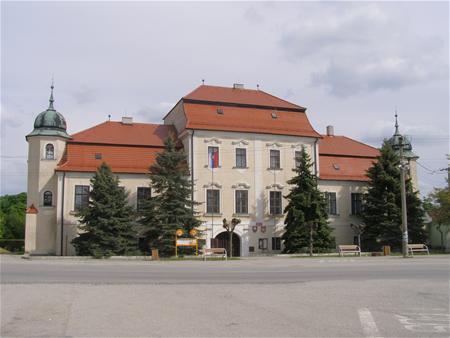 Nyáryovský kaštieľ